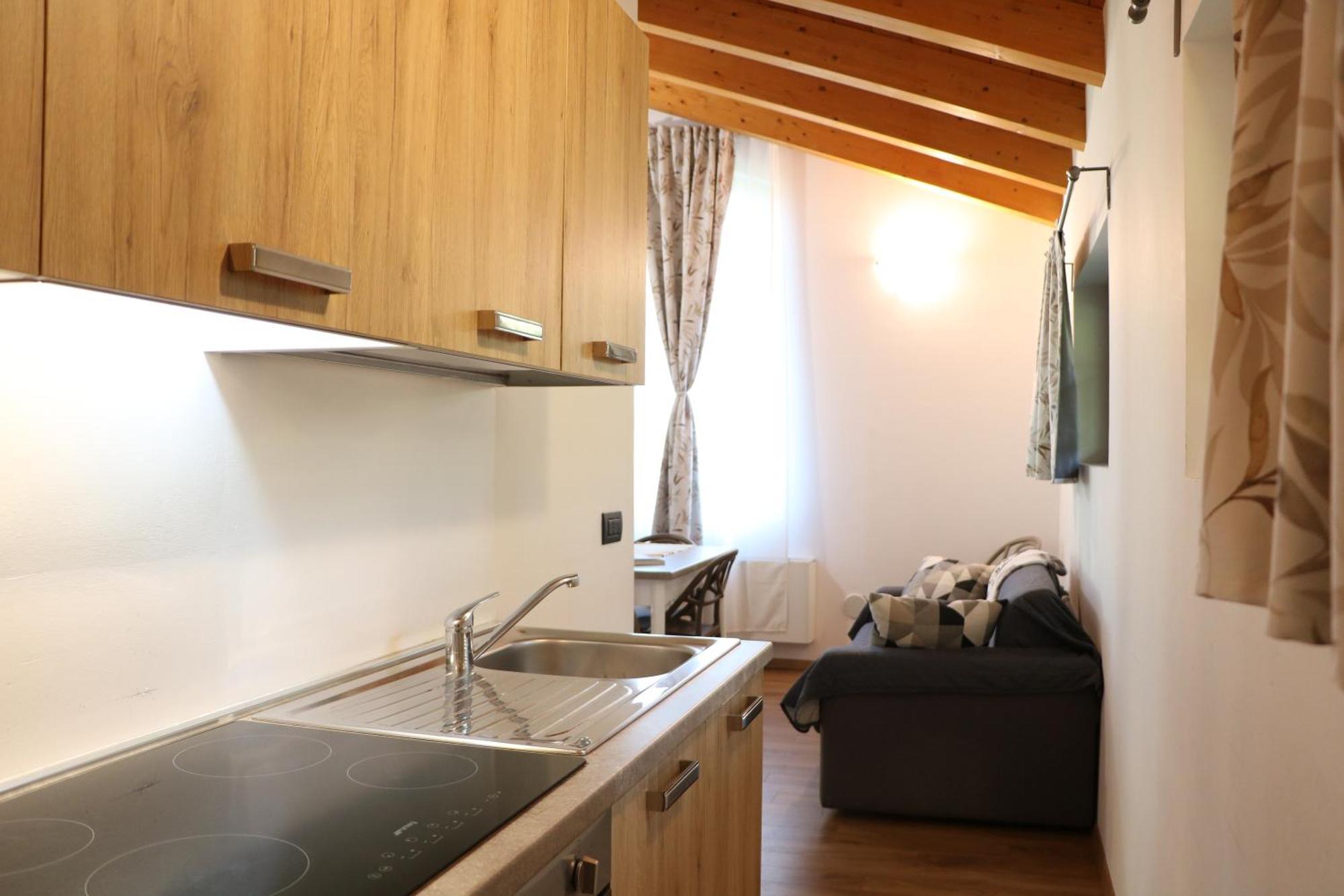 Lazy Bee Camping Village Aosta Exterior foto